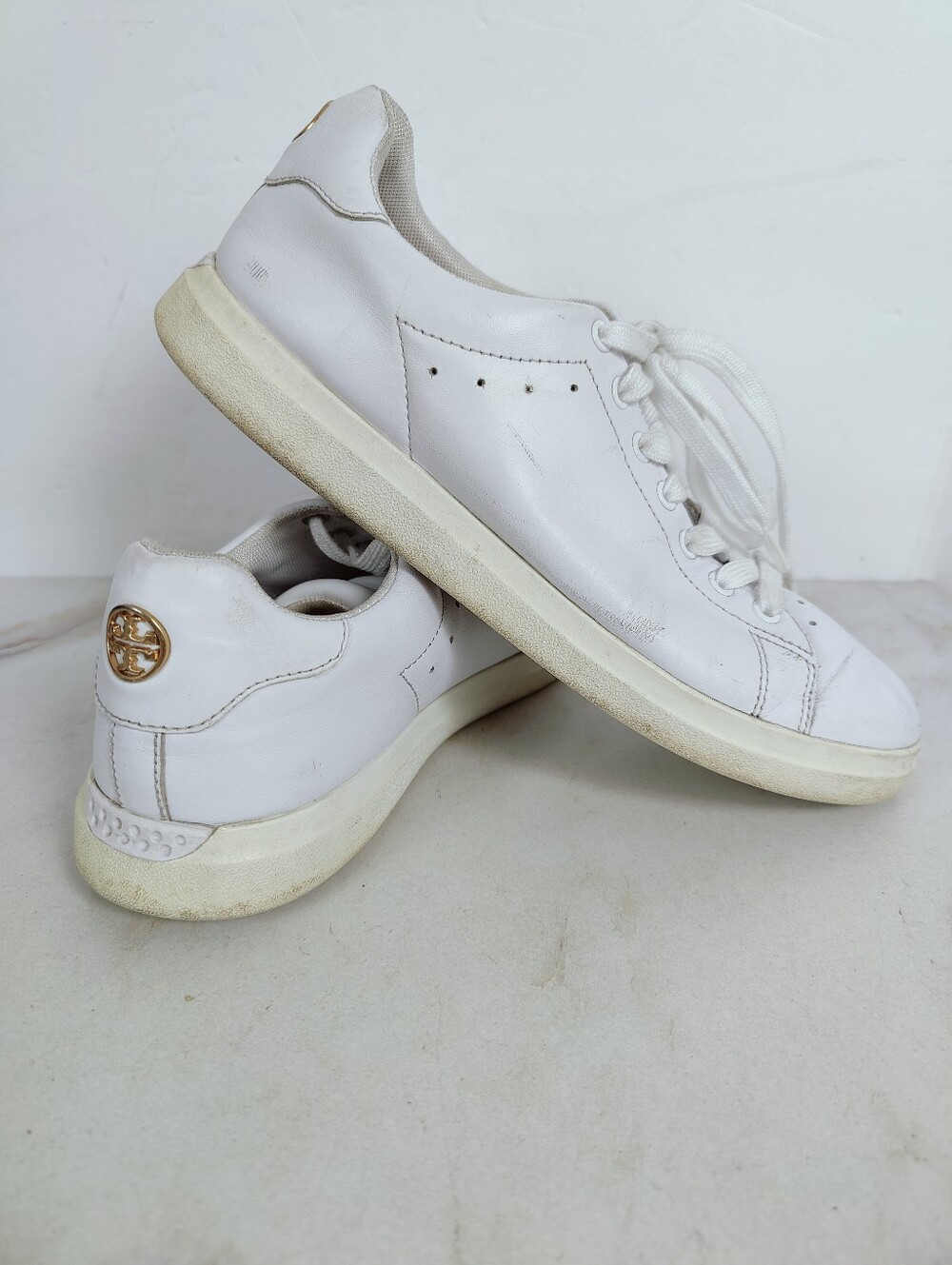 Tory Burch White Leather Howell Court Sneakers, Sz 8.5
